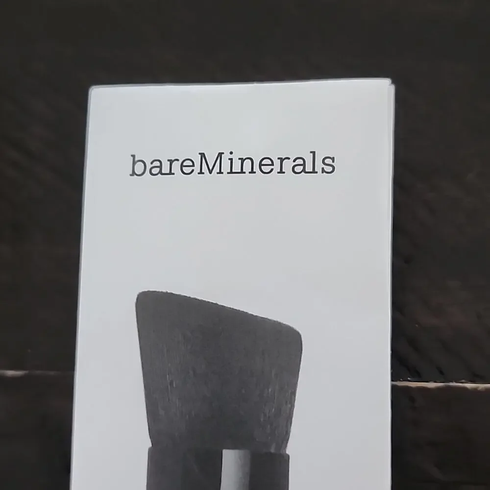 BARE MINERALS Precision Face Brush Foundation Powder Blush Makeup Vegan Black
